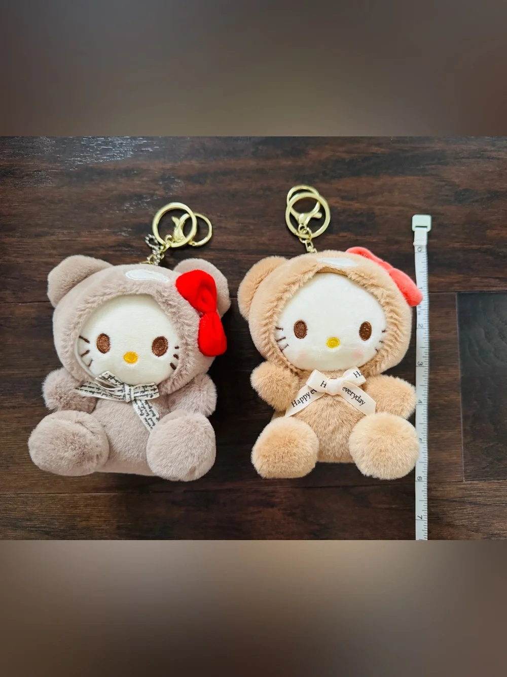 Kitty Plush Keychain Duo in Tan and Light Brown with Red Bows